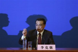 رئيس وزراء الصين الجديد يتعهد بالإصلاح الاجتماعي والاقتصادي