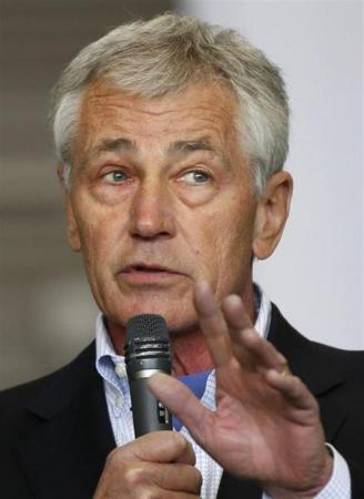 هاجل يحث الصين على إحترام جيرانها